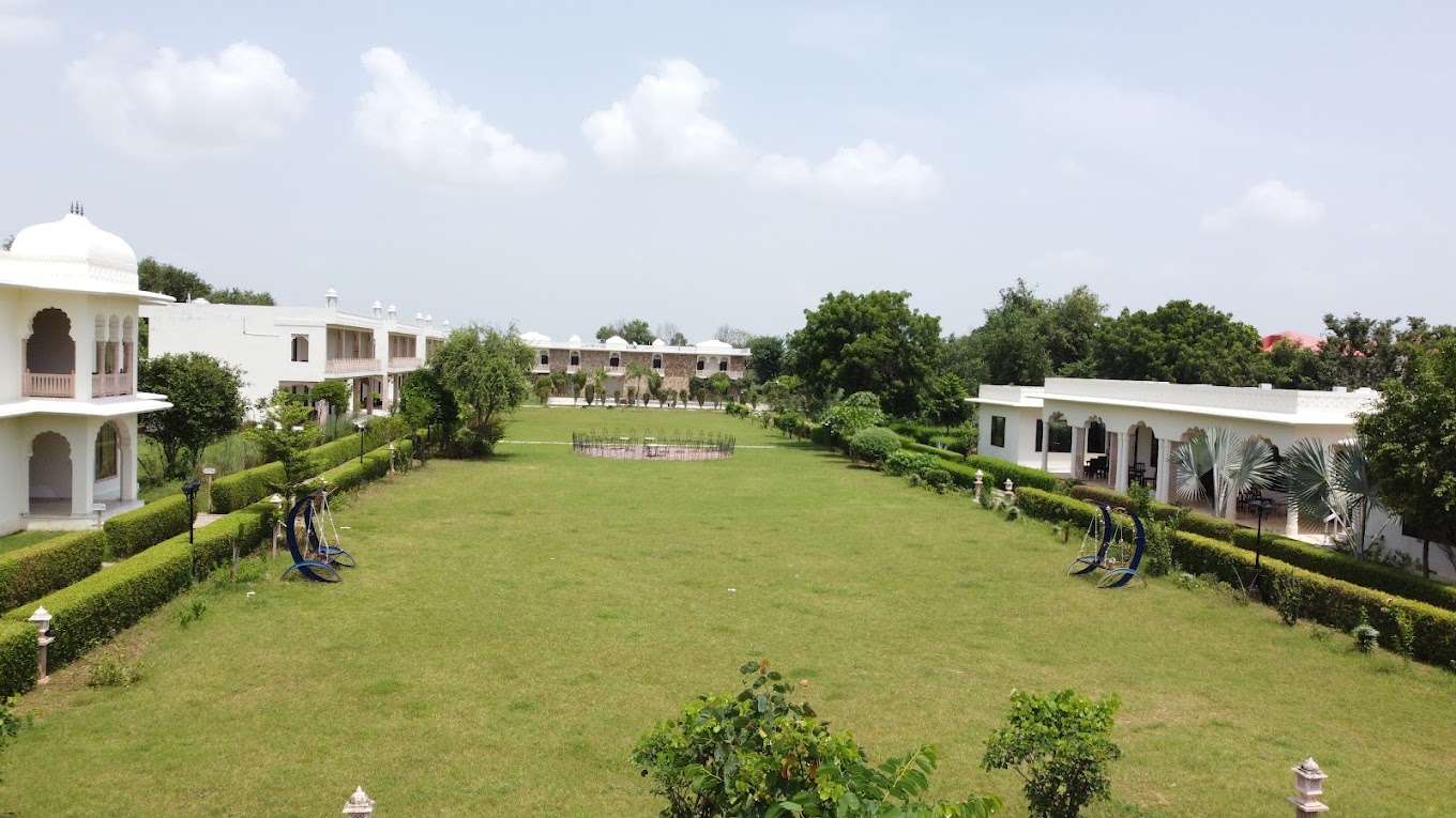 CLARKS INN SUITES, RANTHAMBORE
