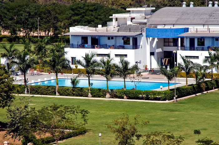 INFOCITY CLUB & RESORT